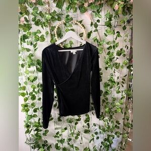 Sundance Black Asymmetrical Fitted Long Sleeve Blouse